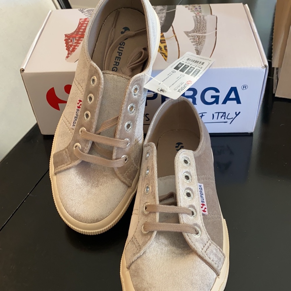 Superga velvet sneaker